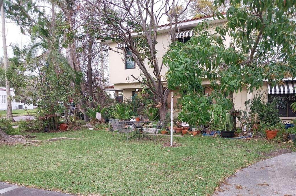 114 Davis Boulevard - Photo 1