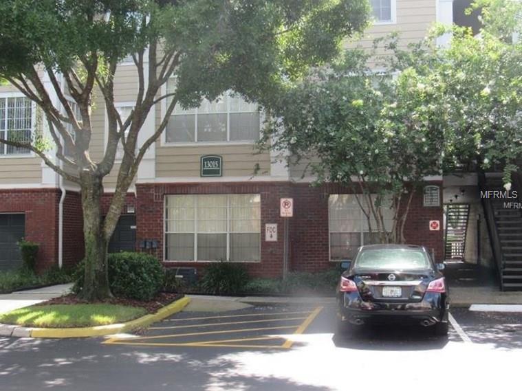 13015 Plantation Park Circle - Photo 1
