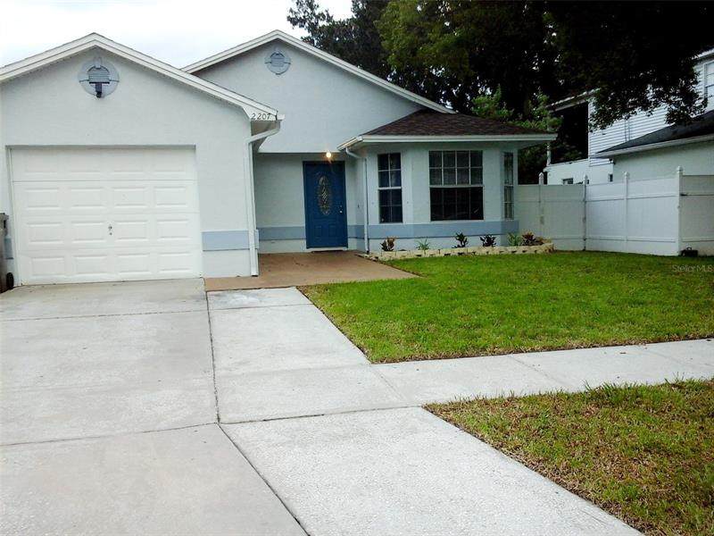 2207 Ridgemore Drive - Photo 1