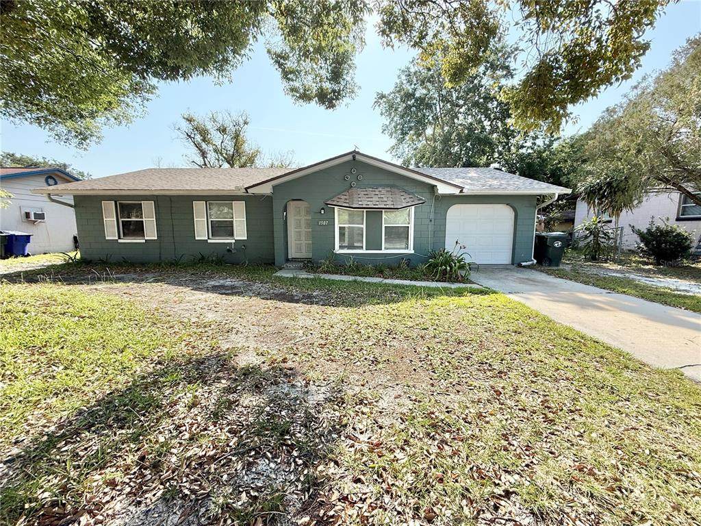 1507 Thacker Avenue - Photo 1