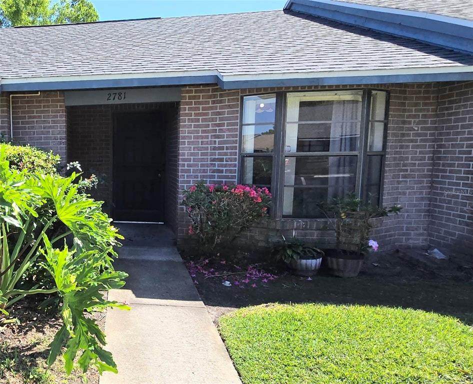 2781 King Oak Circle - Photo 1