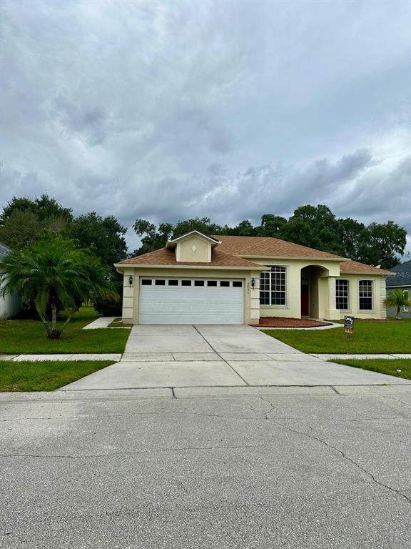 2096 The Oaks Boulevard - Photo 1