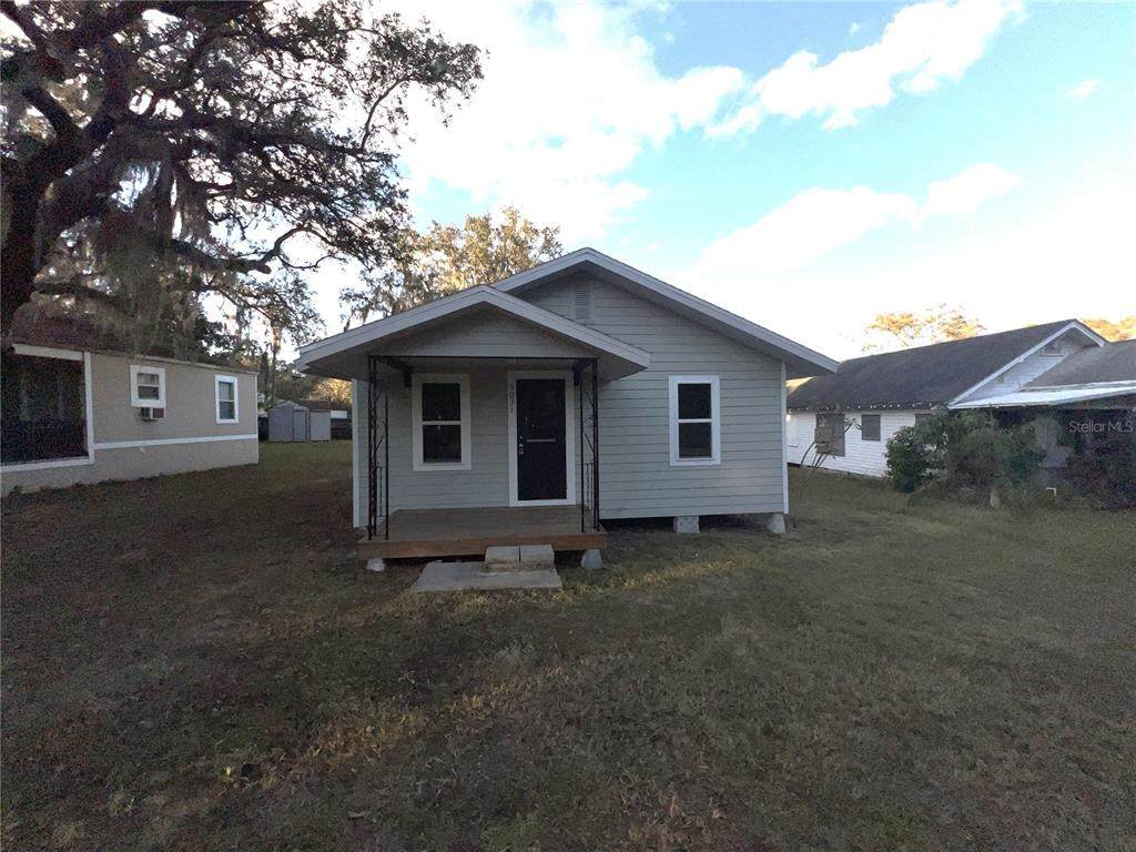 3031 Azalea Avenue - Photo 1