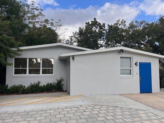 4749 Hargrave Street - Photo 1