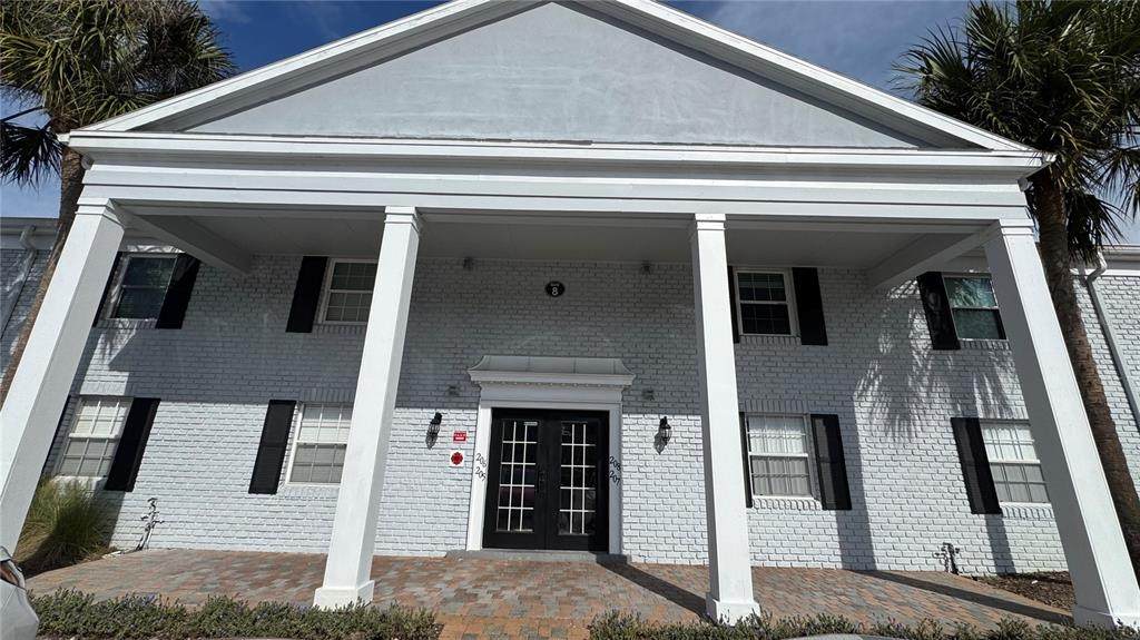 205 Lewfield Circle - Photo 1