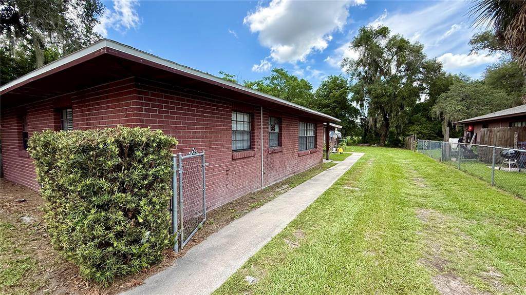 210 Lone Oak Drive - Photo 1