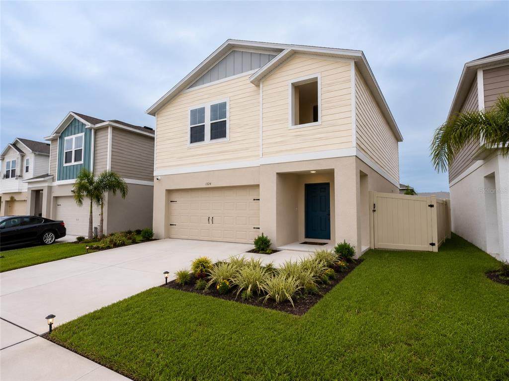 1352 Derry Avenue - Photo 1