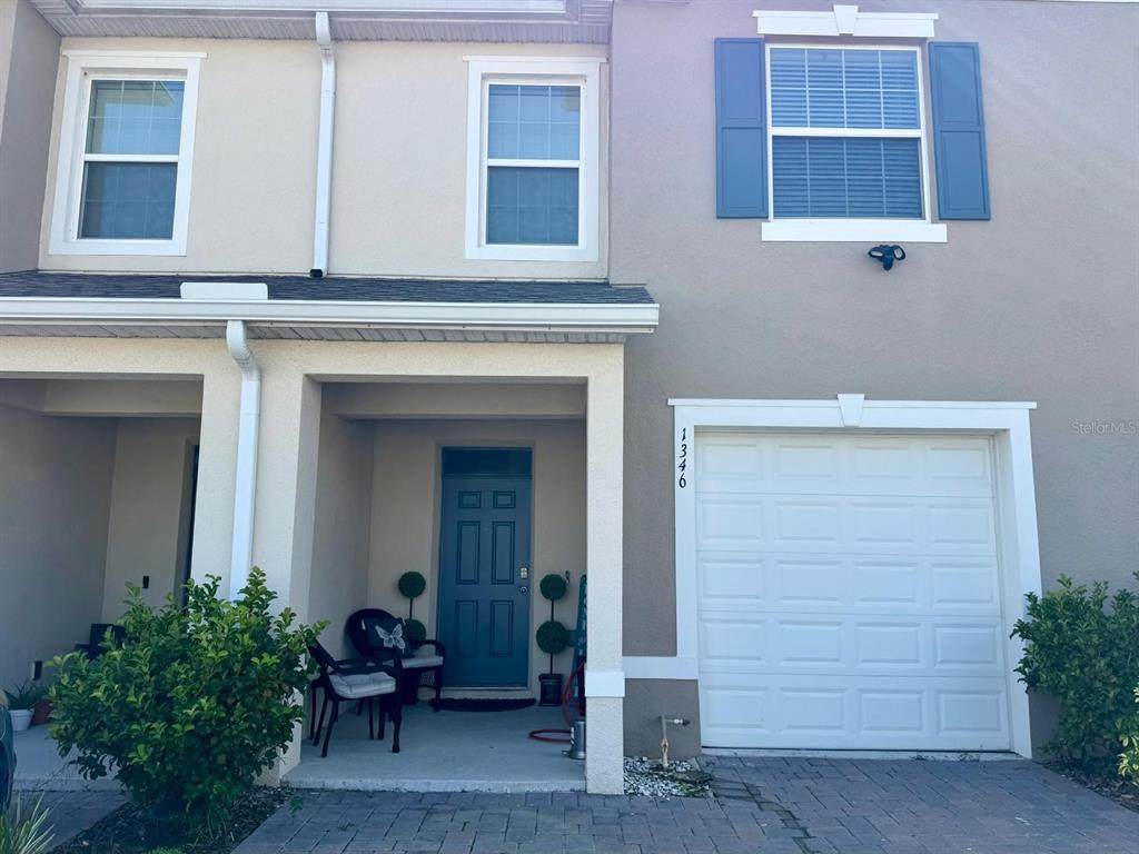1346 Isleta Loop - Photo 1