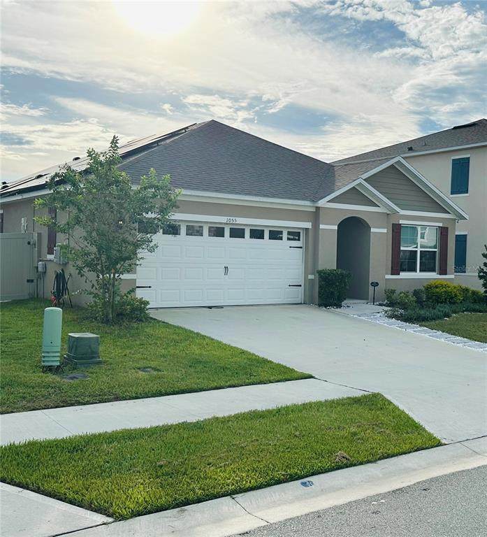 1055 Griffon Avenue - Photo 1