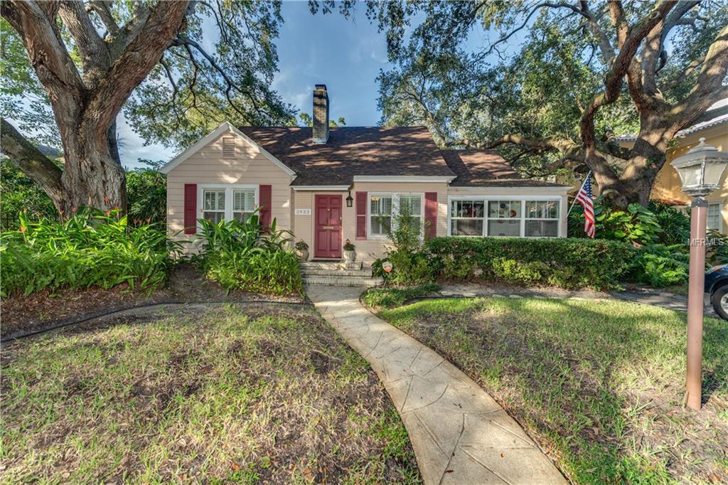 2933 Lawn Avenue - Photo 1