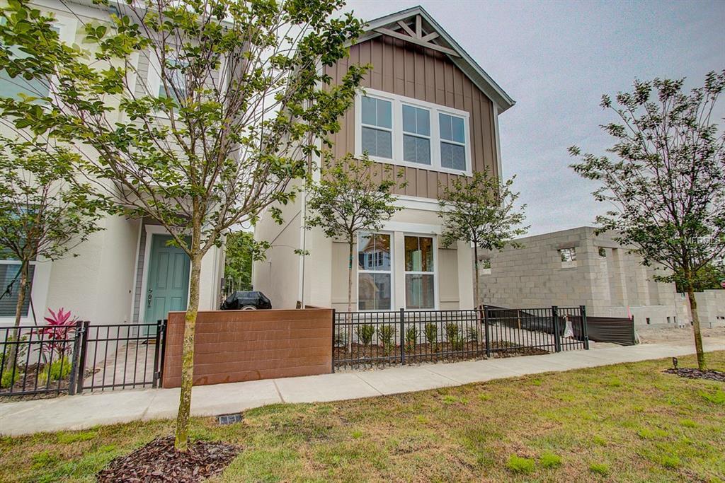 725 Hackberry Way - Photo 1