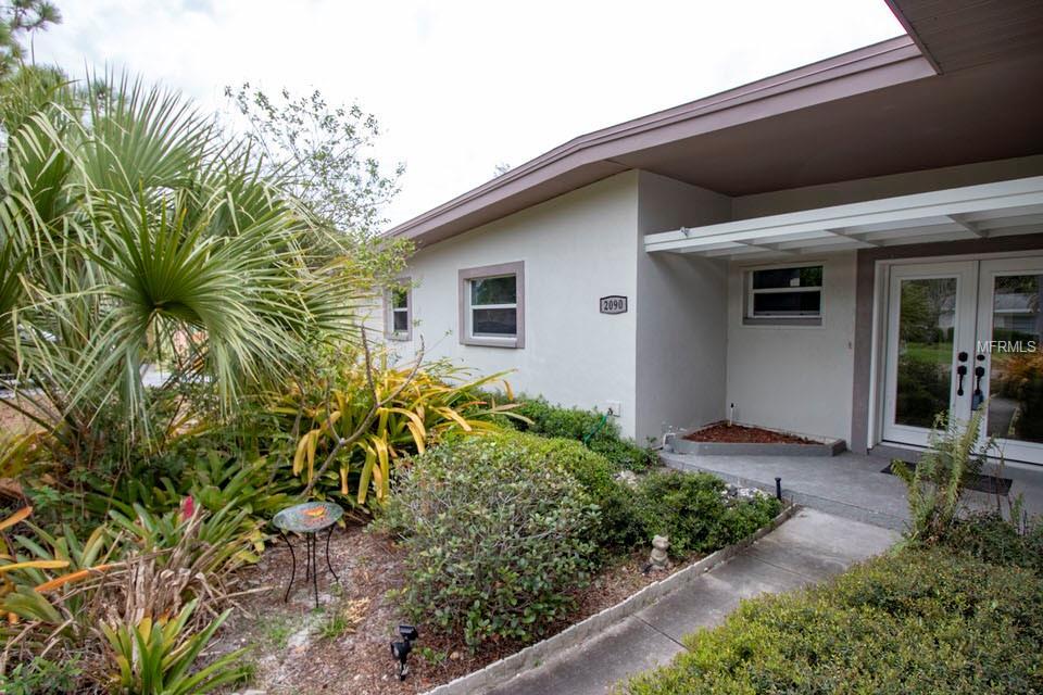 2090 69TH Avenue - Photo 1