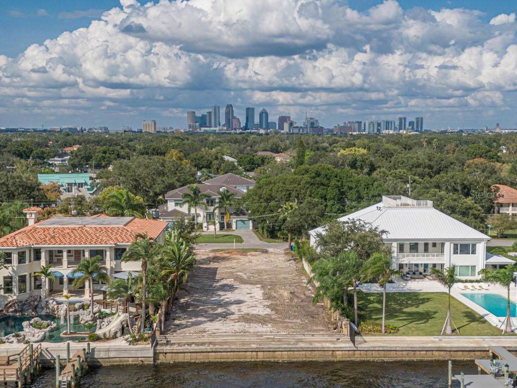 110 Martinique Avenue - Photo 1