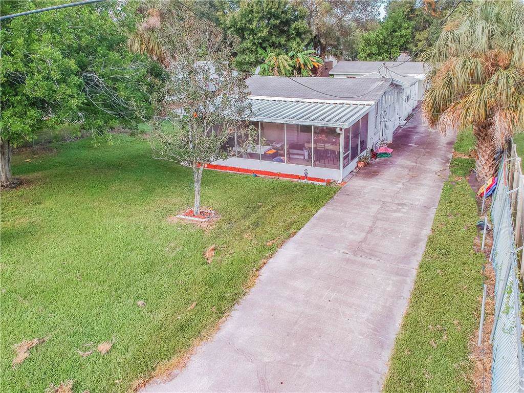 6124 Nundy Avenue - Photo 1