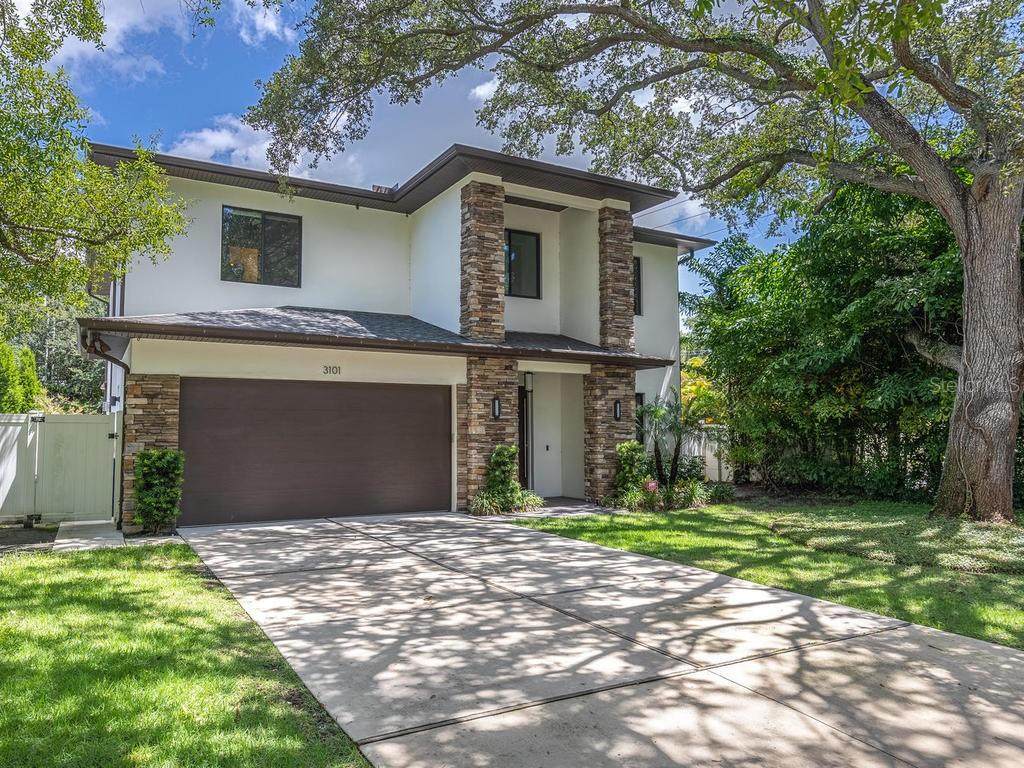 3101 Sunset Drive - Photo 1