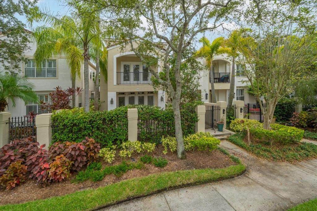 1026 Royal Pass Road - Photo 1