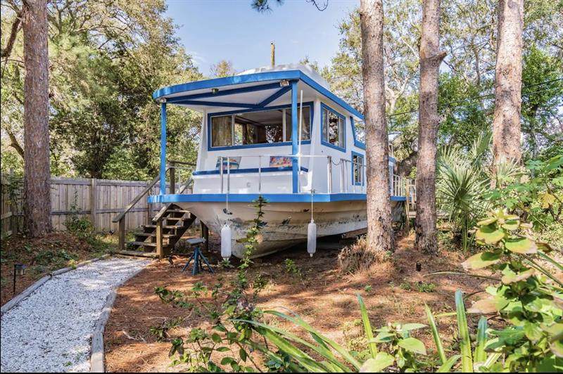 6515 Dimarco Road - Photo 1