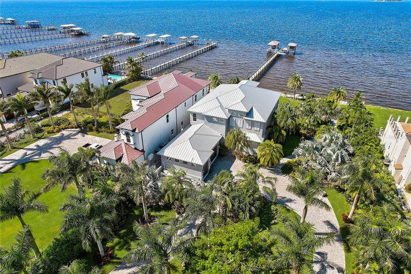 6626 Surfside Boulevard - Photo 1