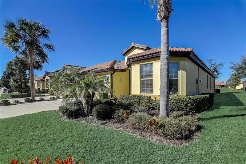 5546 Sunset Falls Drive - Photo 1
