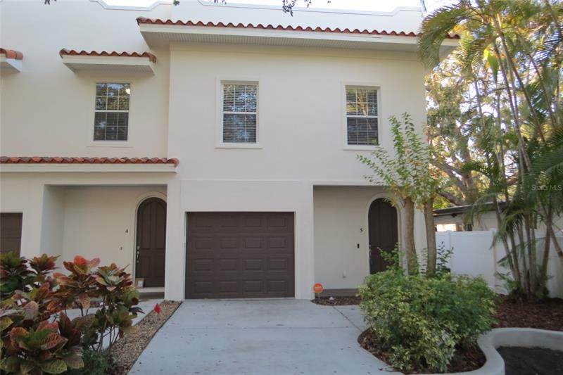 603 Gomez Avenue - Photo 1