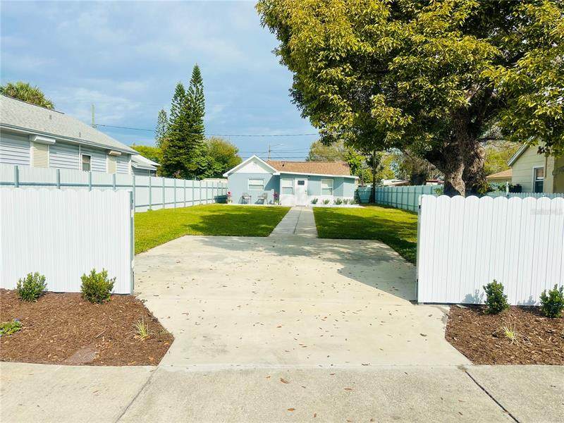 2427 52ND Avenue - Photo 1