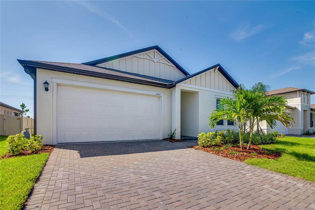 11627 74th Circle - Photo 1