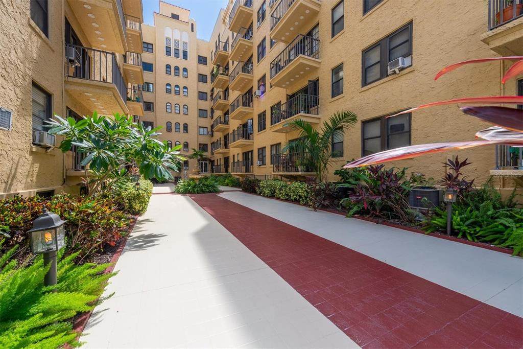 130 4TH Avenue - Photo 1