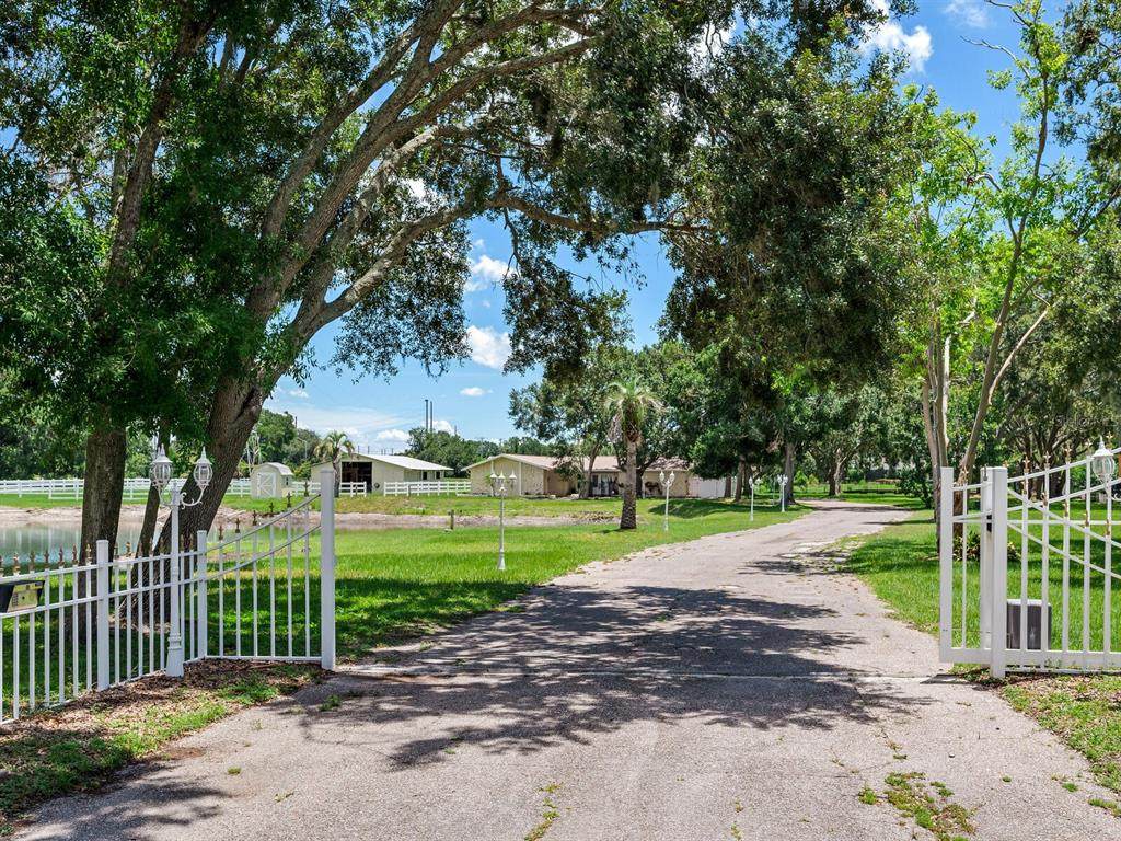 3050 Maple Trace - Photo 1