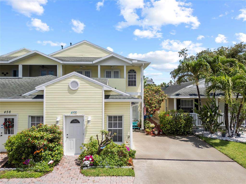 458 Grant Street - Photo 1