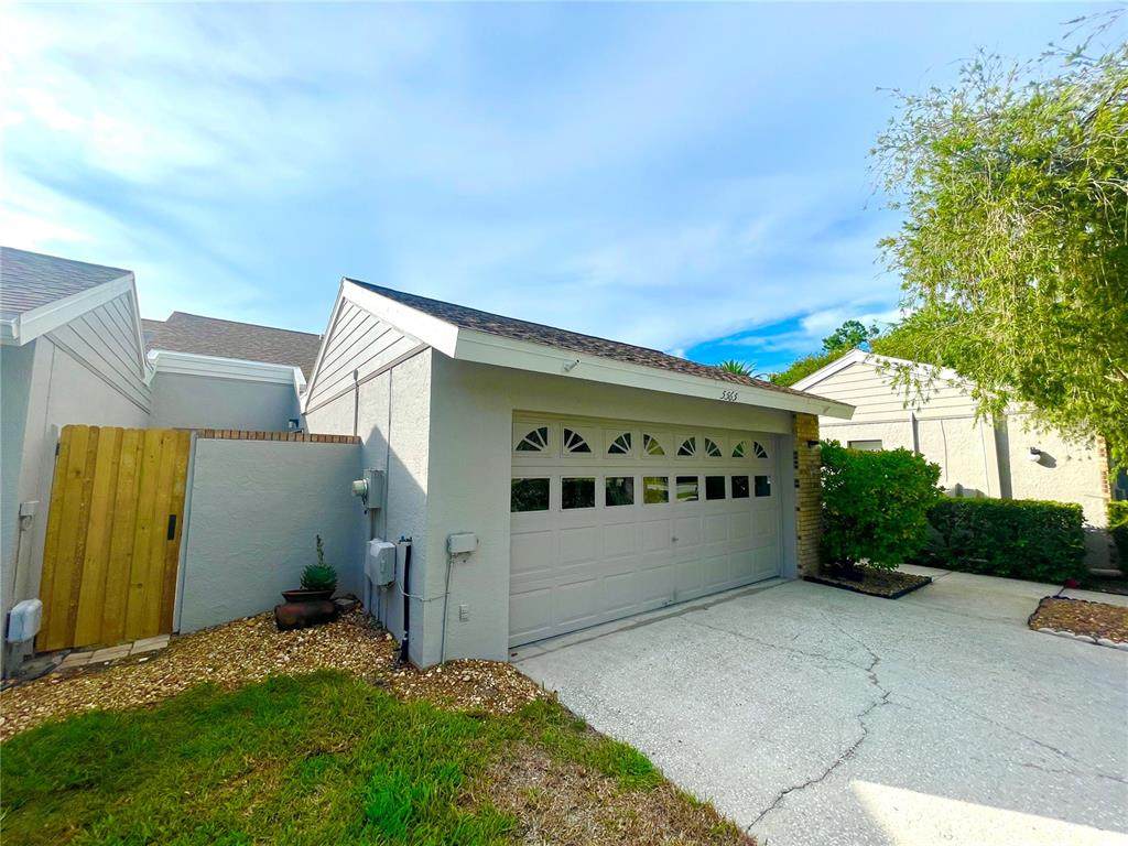 5565 Salem Square Drive - Photo 1