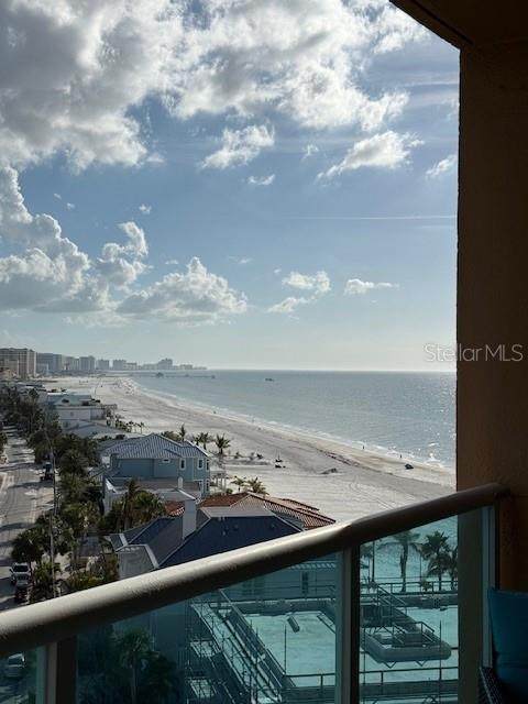 880 Mandalay Avenue - Photo 1