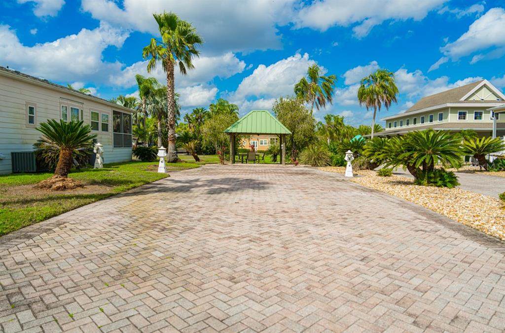 6948 Amanda Vista Circle - Photo 1