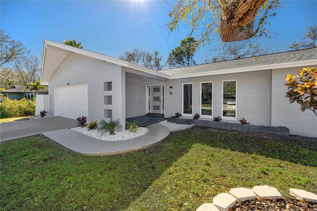 1100 Webb Dr - Photo 1
