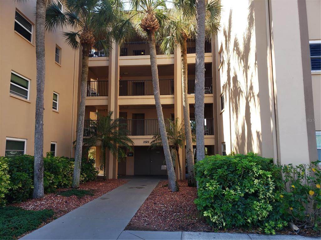 2525 Bay Drive - Photo 1