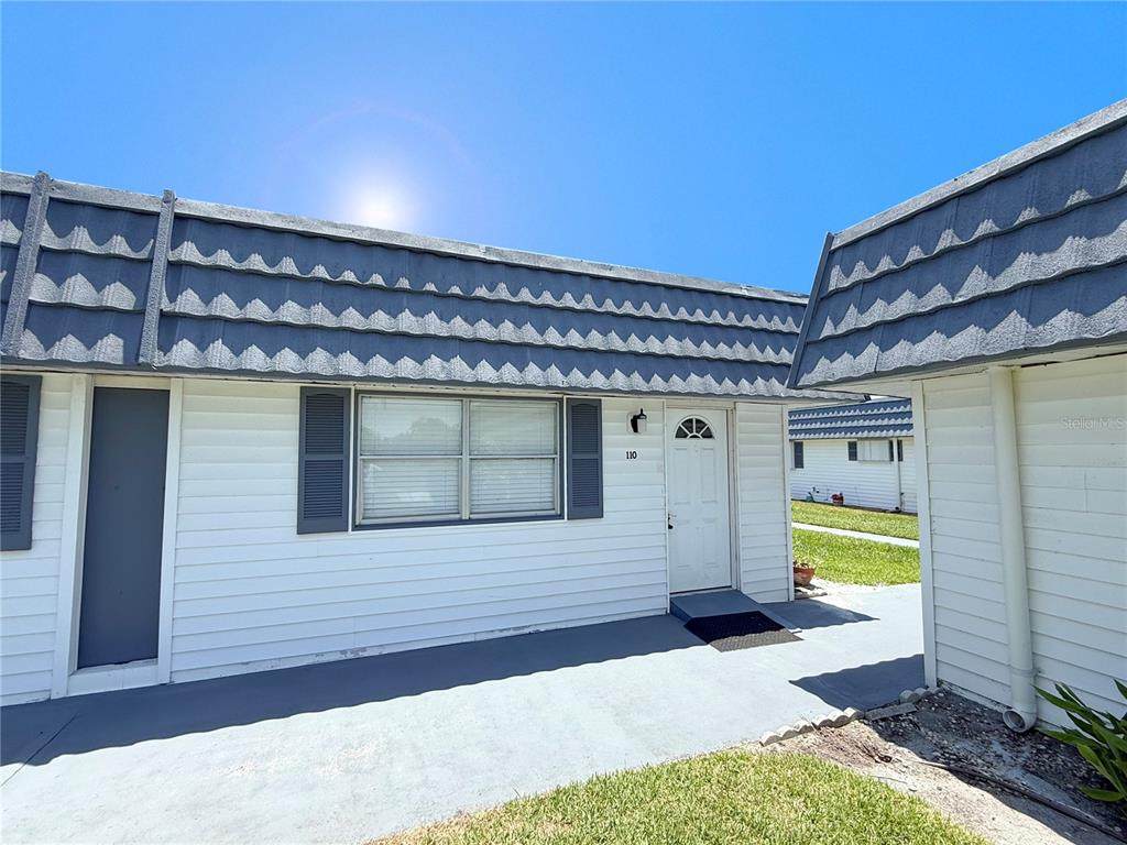 205 Andover Place - Photo 1