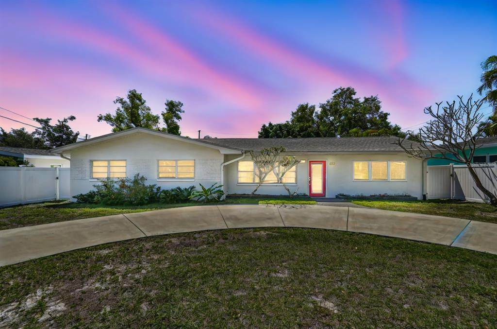 827 Virginia Street - Photo 1