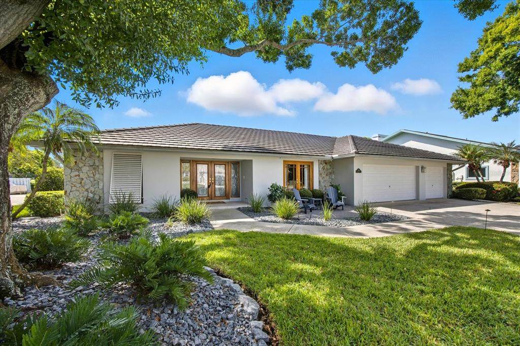 2900 Sandpiper Place - Photo 1