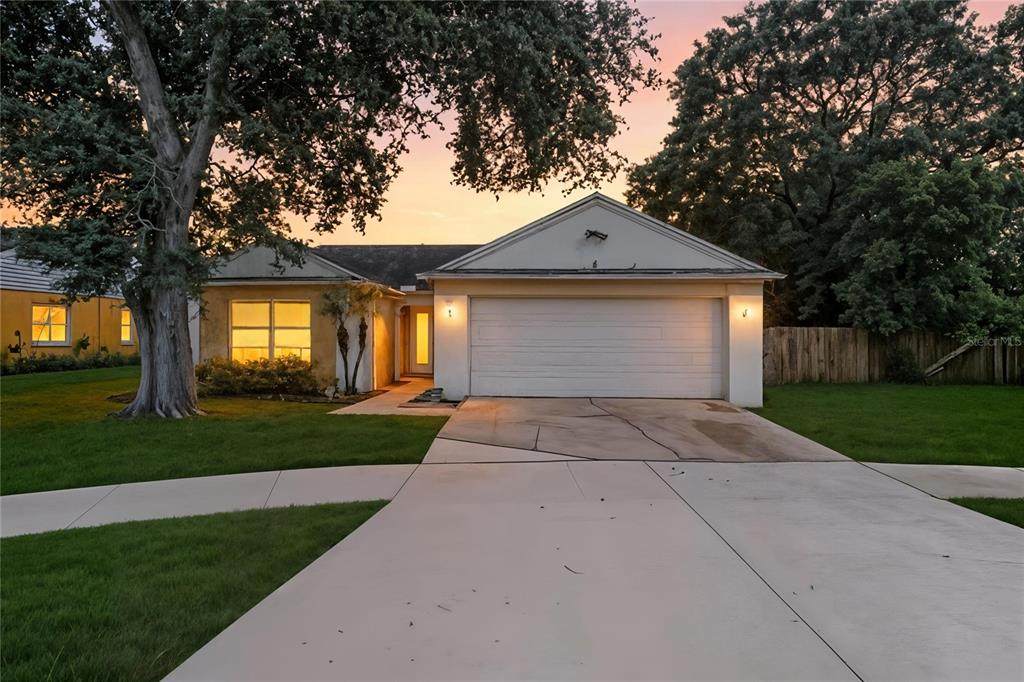 6125 Morningdale Avenue - Photo 1