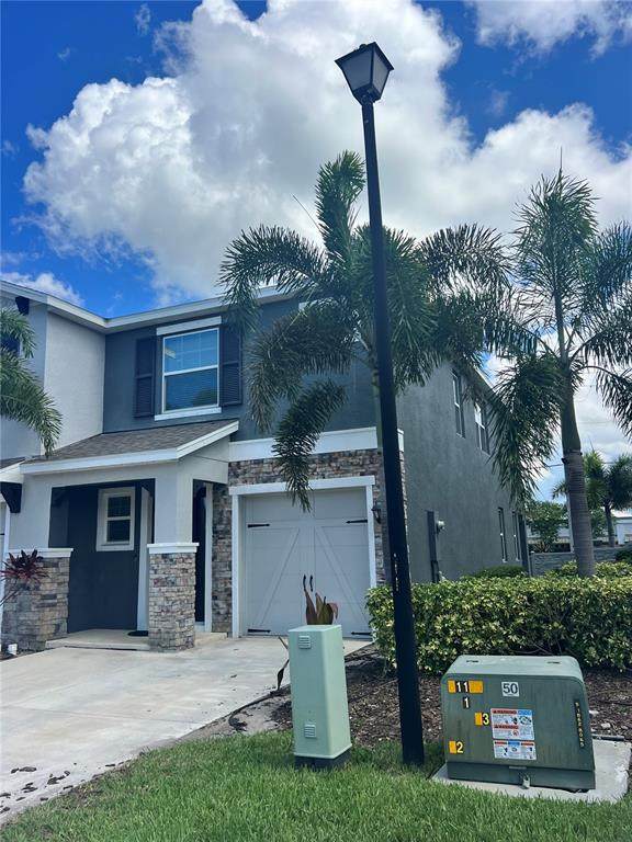 4444 Aqua Mirage Street - Photo 1