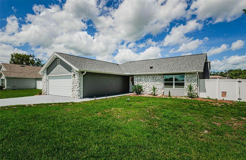 7547 Landmark Drive - Photo 1