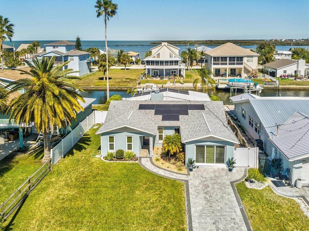 6531 Seaview Boulevard - Photo 1