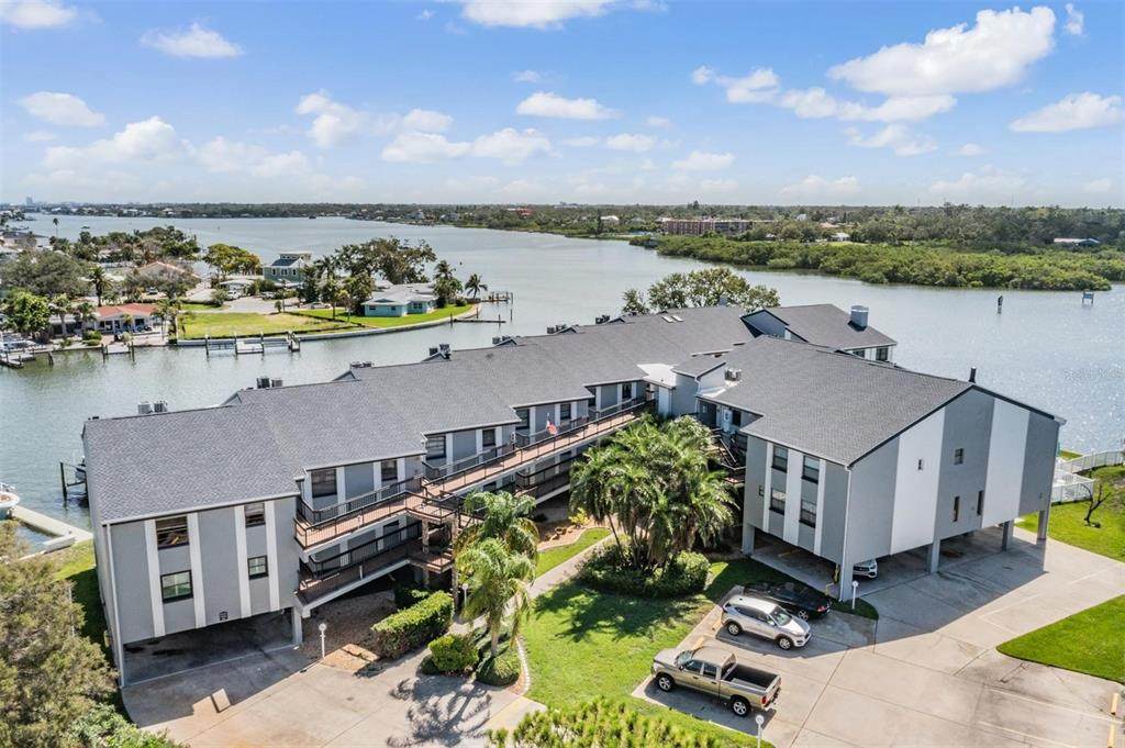 326 Windrush Boulevard - Photo 1