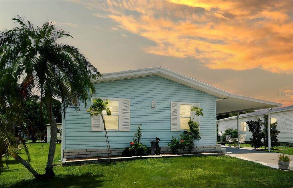 427 Pelican Drive - Photo 1