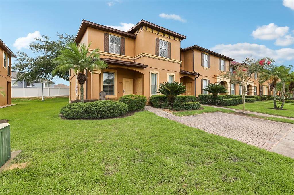 1052 Calabria Avenue - Photo 1