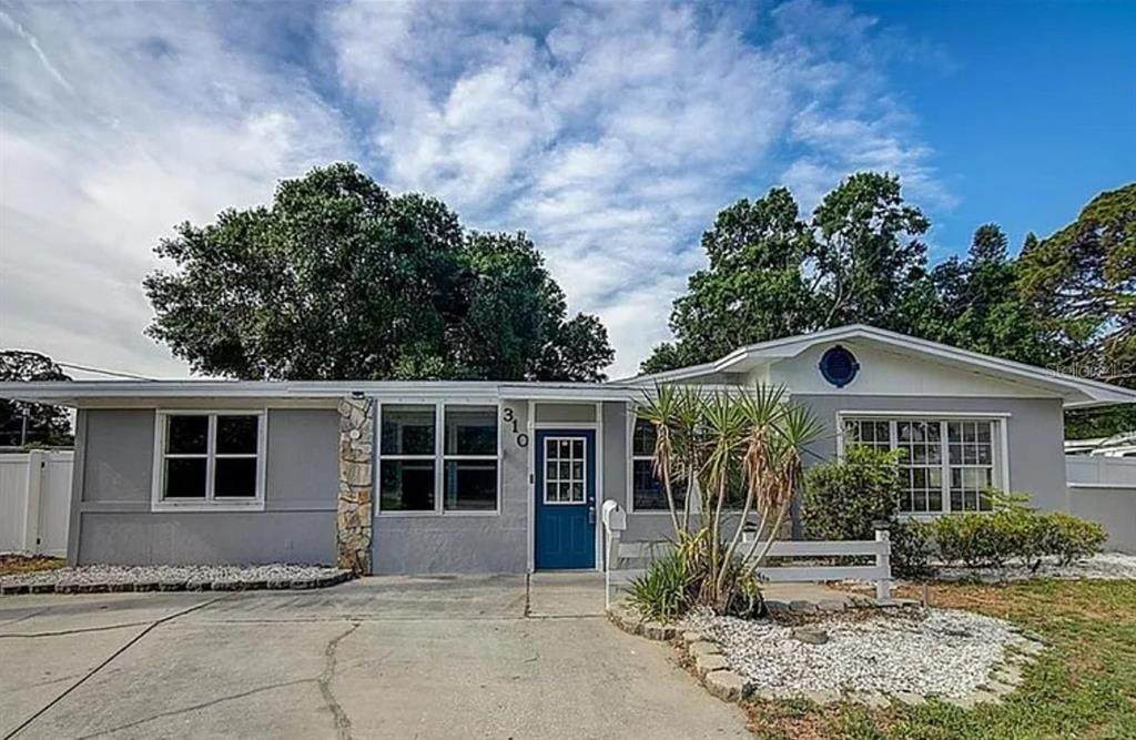 310 4TH AVE. SOUTHWEST - Photo 1