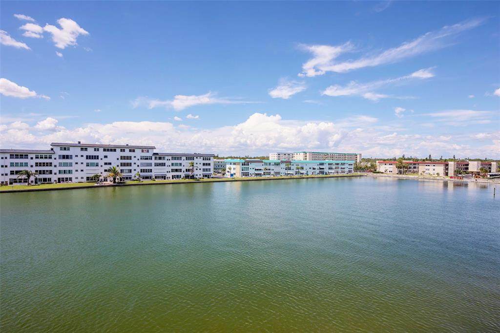 6025 Shore Boulevard - Photo 1