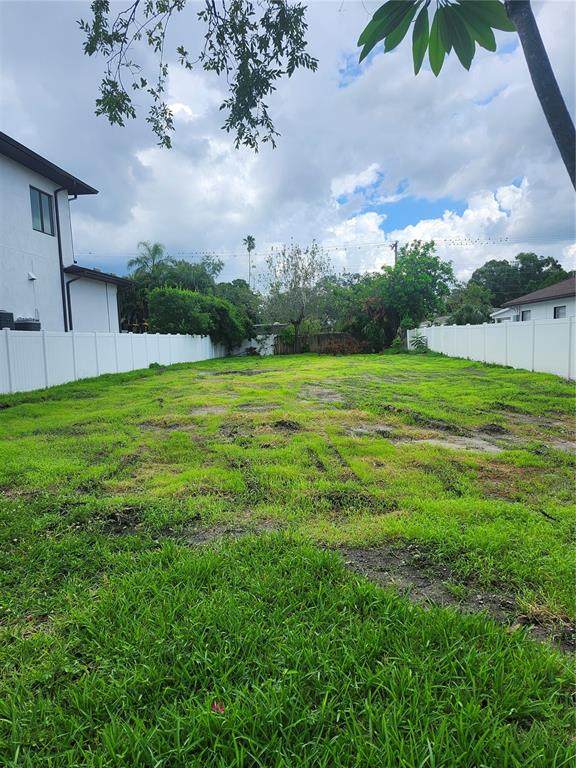 507 Danube Avenue - Photo 1
