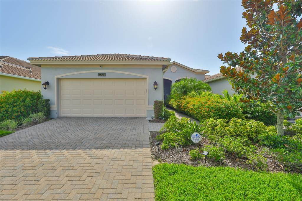 4905 Avila Lakes Drive - Photo 1