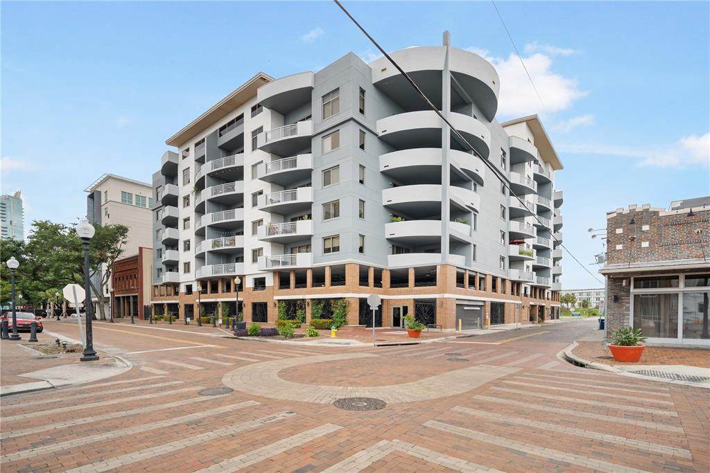 1108 Franklin Street - Photo 1