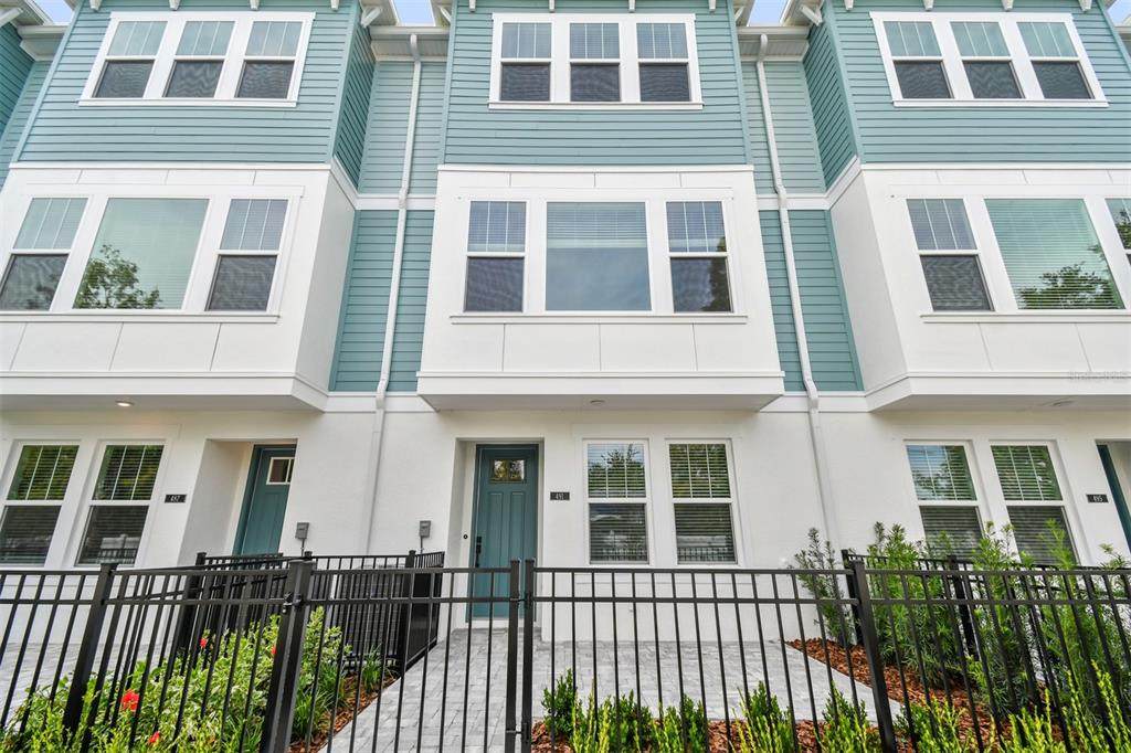 491 31ST Way - Photo 1